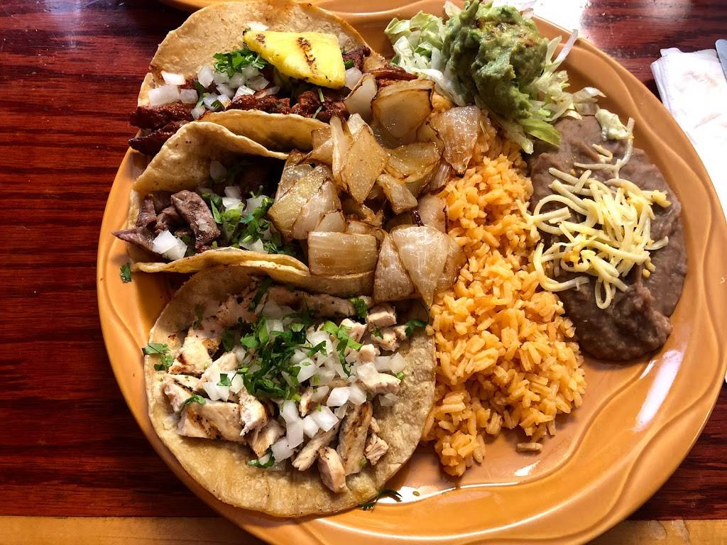 El Mariachi Mexican Restaurant | restaurant | 35851 Ford Rd, Westland, MI 48185, USA | 7343517112 OR +1 734-351-7112