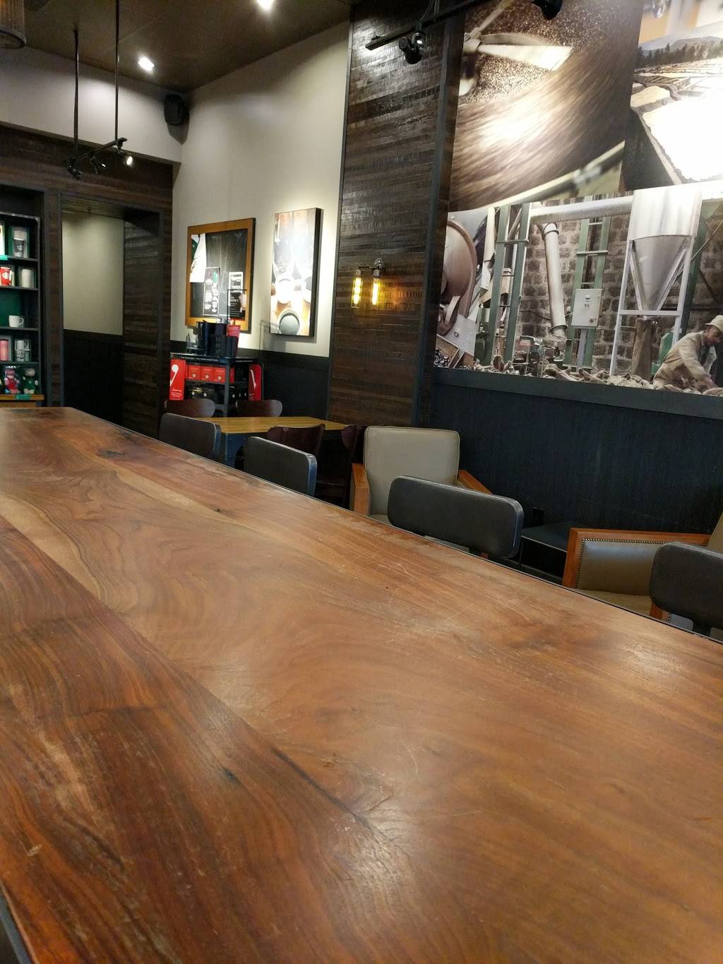 Starbucks | cafe | 15795 E Arapahoe Rd, Centennial, CO 80016, USA | 3036277441 OR +1 303-627-7441