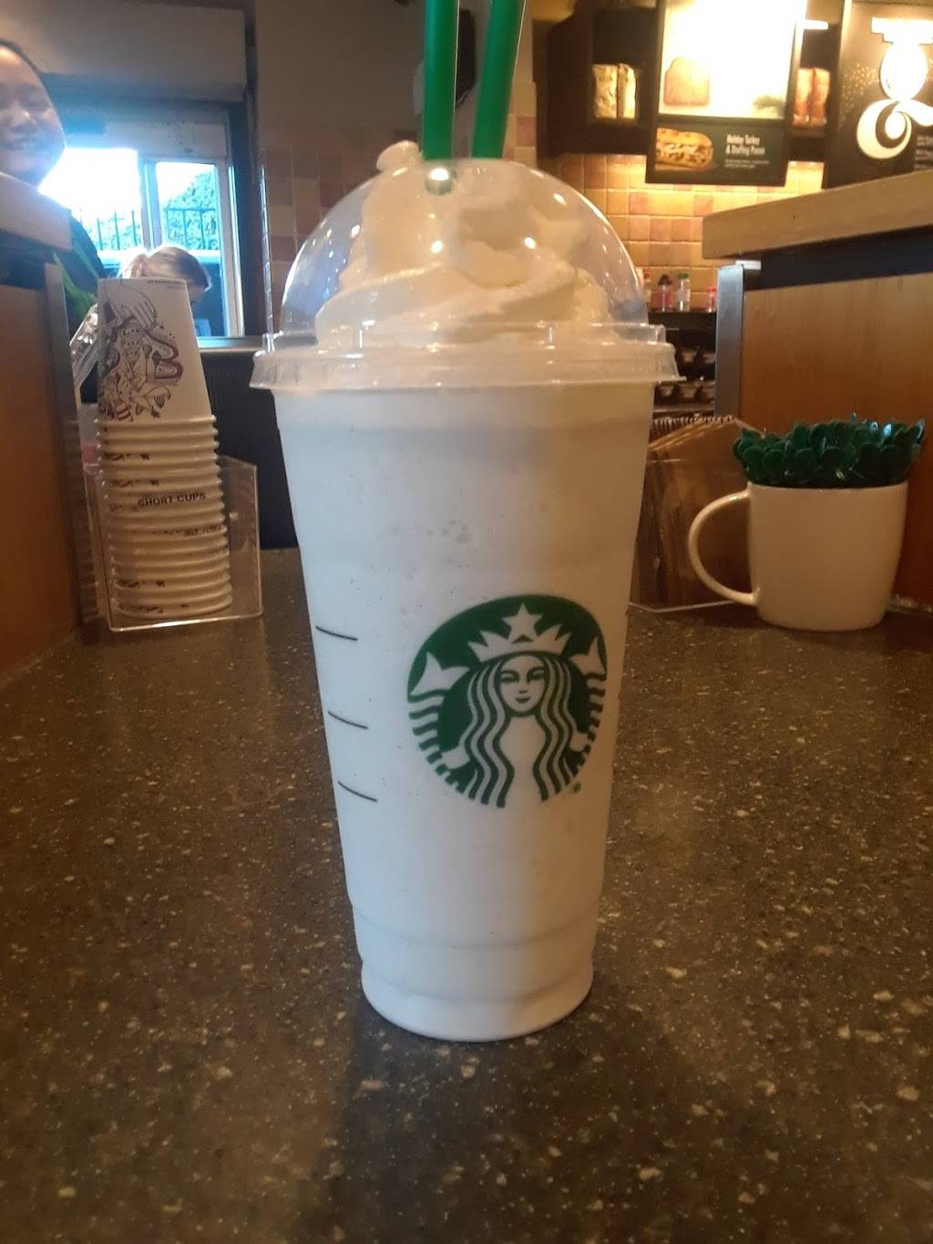 Dairy Queen Grill & Chill | restaurant | 16722 Hwy 99, Lynnwood, WA 98037, USA | 4257421948 OR +1 425-742-1948