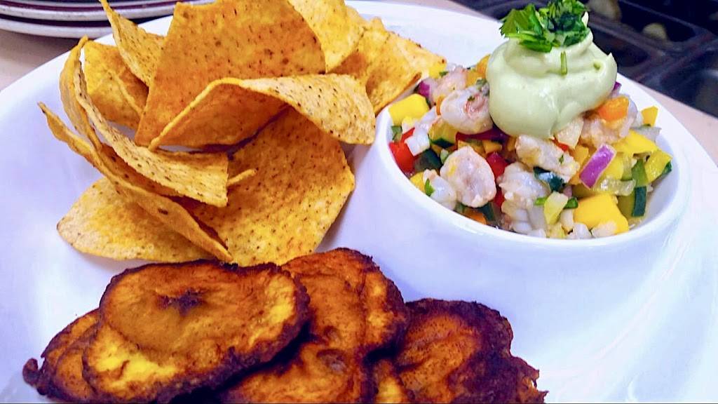 Wilders Lounge & Tapas | restaurant | 2639 S Oneida St suite b, Appleton, WI 54915, USA | 9205742723 OR +1 920-574-2723