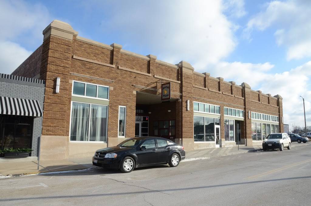 Jimmys Pizza | restaurant | 379 East Tompkins Street, Galesburg, IL 61401, USA | 3092974064 OR +1 309-297-4064