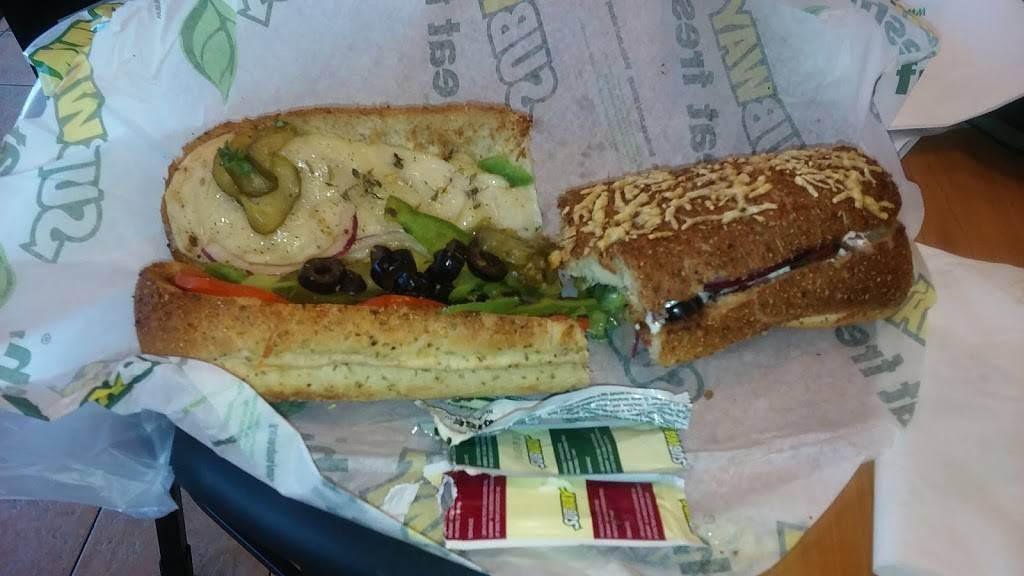 Subway Restaurants | restaurant | 257 N Rosemead Blvd, Pasadena, CA 91107, USA | 6263515088 OR +1 626-351-5088