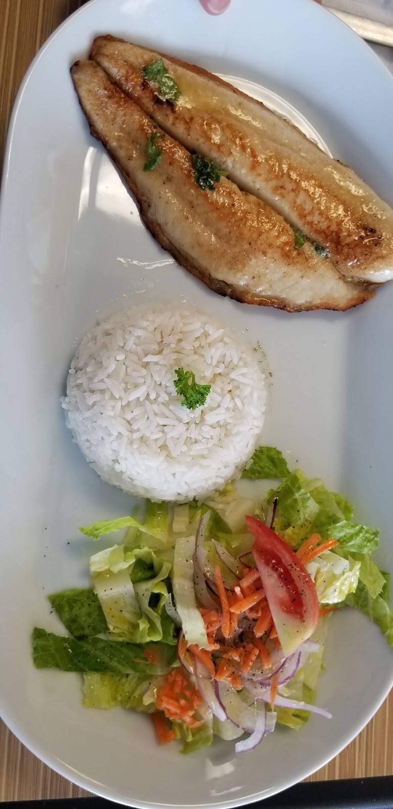 El Buzo Peruvian Cuisine | restaurant | 5675 N Atlantic Ave, Cocoa Beach, FL 32931, USA | 3216134048 OR +1 321-613-4048