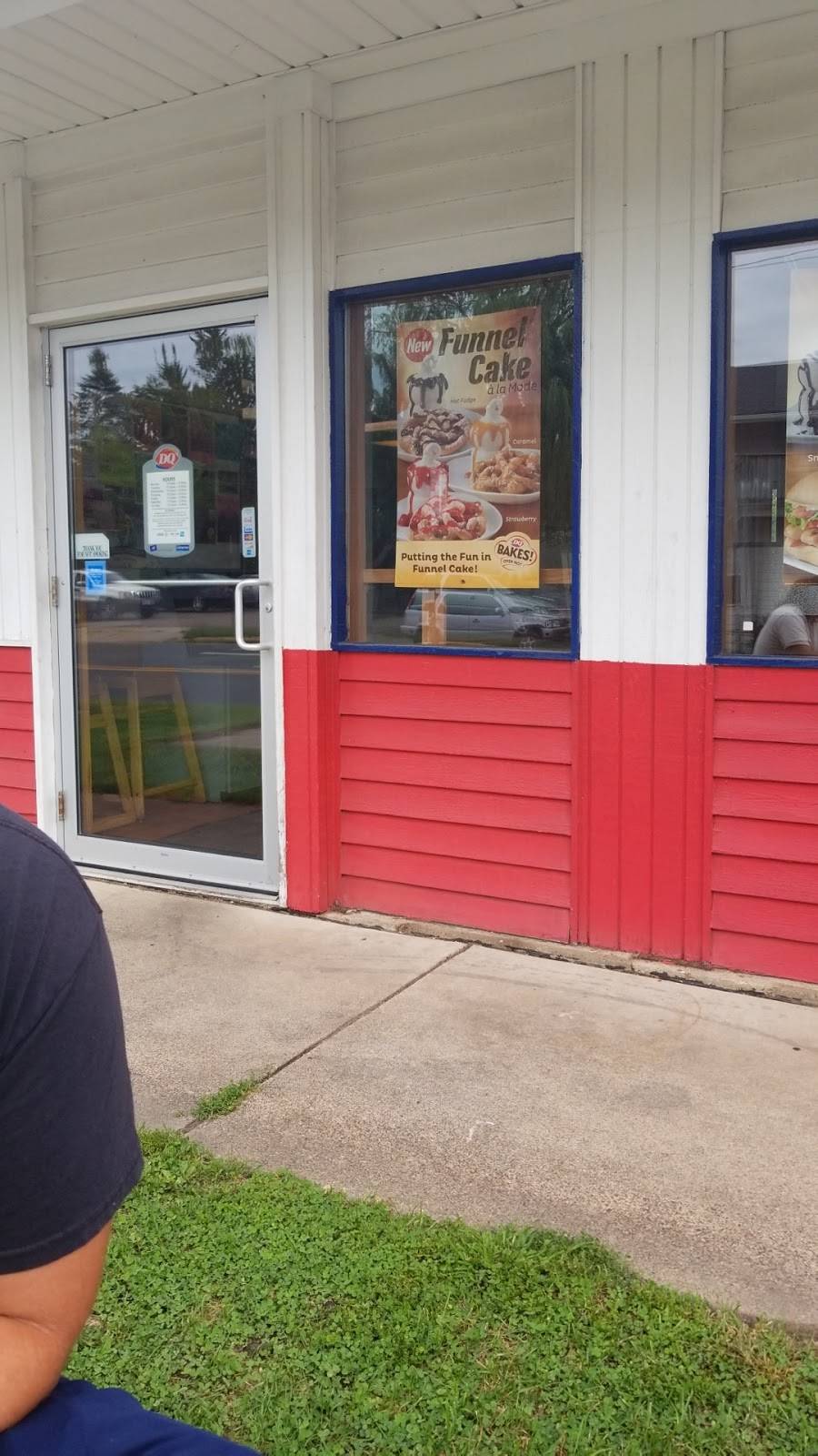 Dairy Queen | restaurant | 1221 Broadway St S, Menomonie, WI 54751, USA | 7152352320 OR +1 715-235-2320