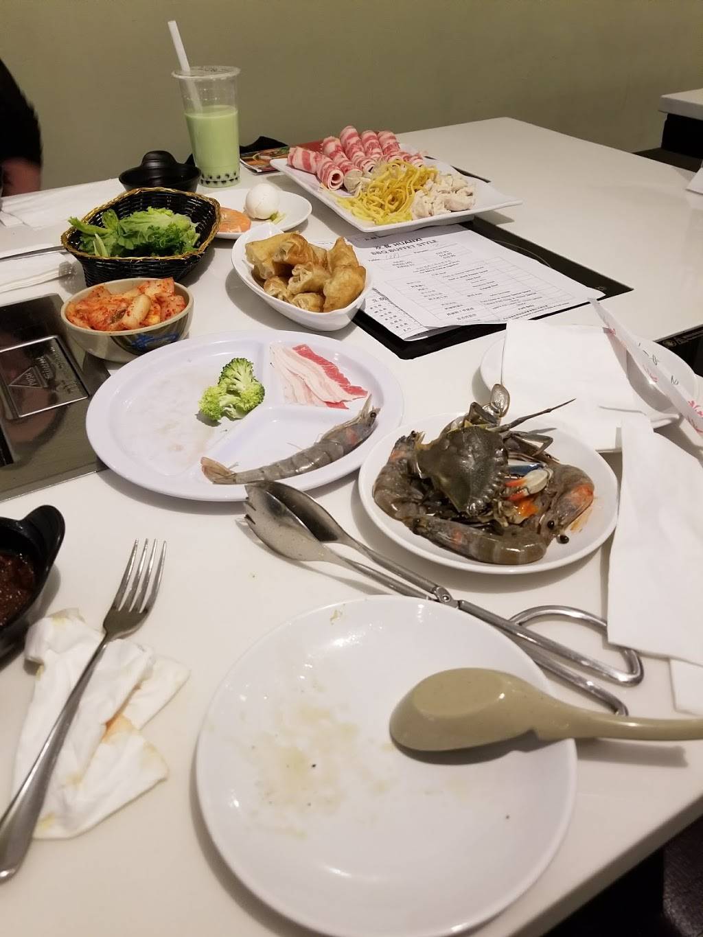 Huan Xi Chinese Restaurant | restaurant | 2428 N Murray Ave, Milwaukee, WI 53211, USA | 4149068888 OR +1 414-906-8888