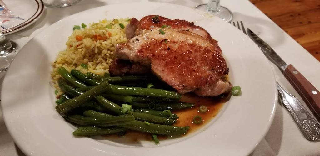 The Coach Stop | restaurant | 6 Hartland Blvd, East Hartland, CT 06027, USA | 8604133545 OR +1 860-413-3545