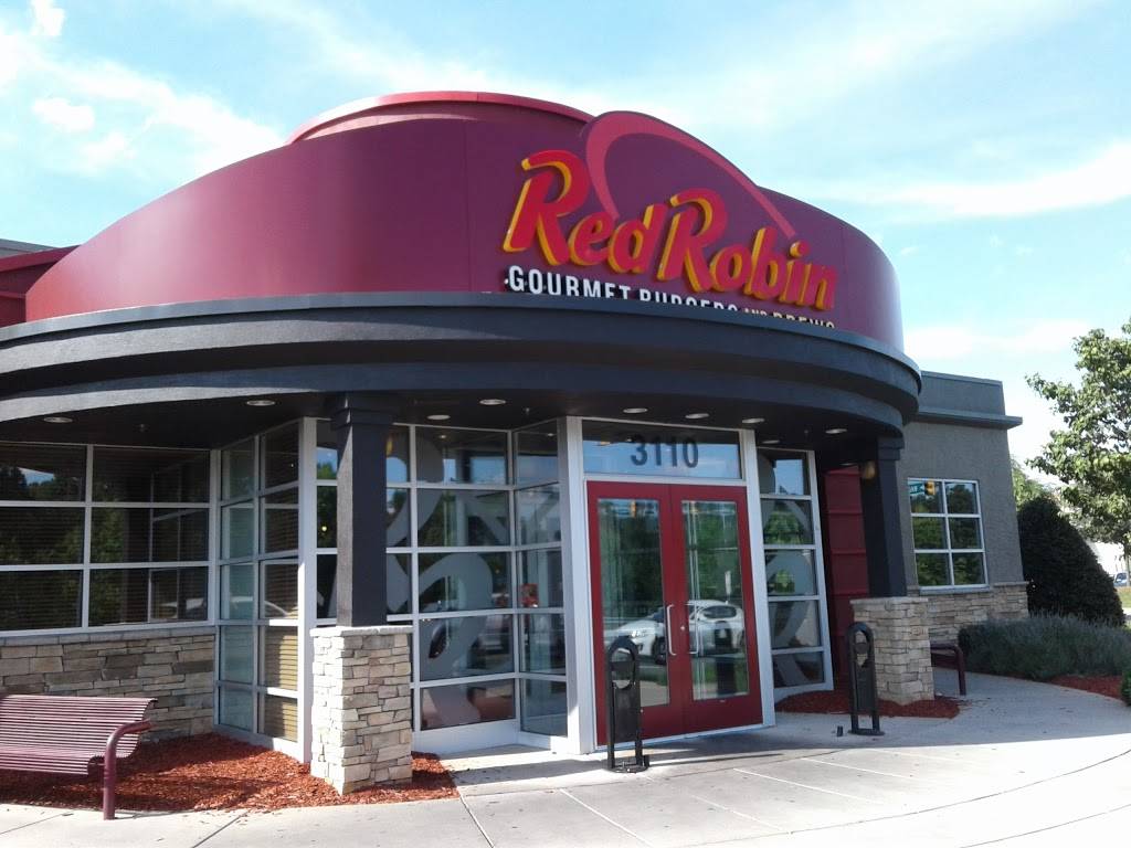 Red Robin Gourmet Burgers and Brews | restaurant | 3110 Waltham Blvd, Burlington, NC 27215, USA | 3365854690 OR +1 336-585-4690