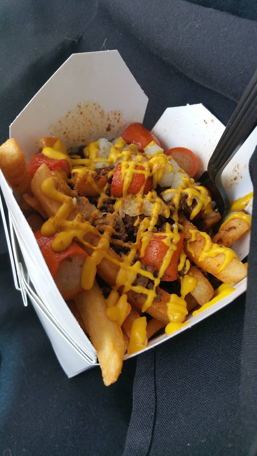 Friskie Fries JOHNSTON | restaurant | 751 Hartford Ave, Providence, RI 02909, USA | 4019195489 OR +1 401-919-5489