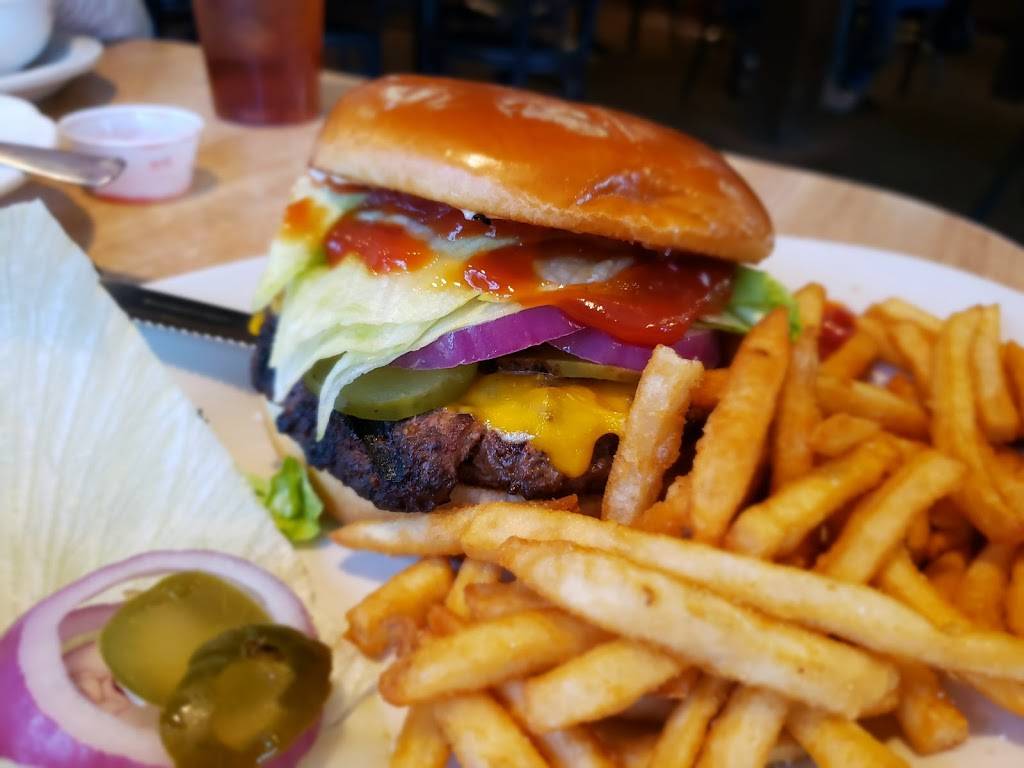 Crestline Cafe | cafe | 23943 Lake Dr, Crestline, CA 92325, USA | 9093384128 OR +1 909-338-4128