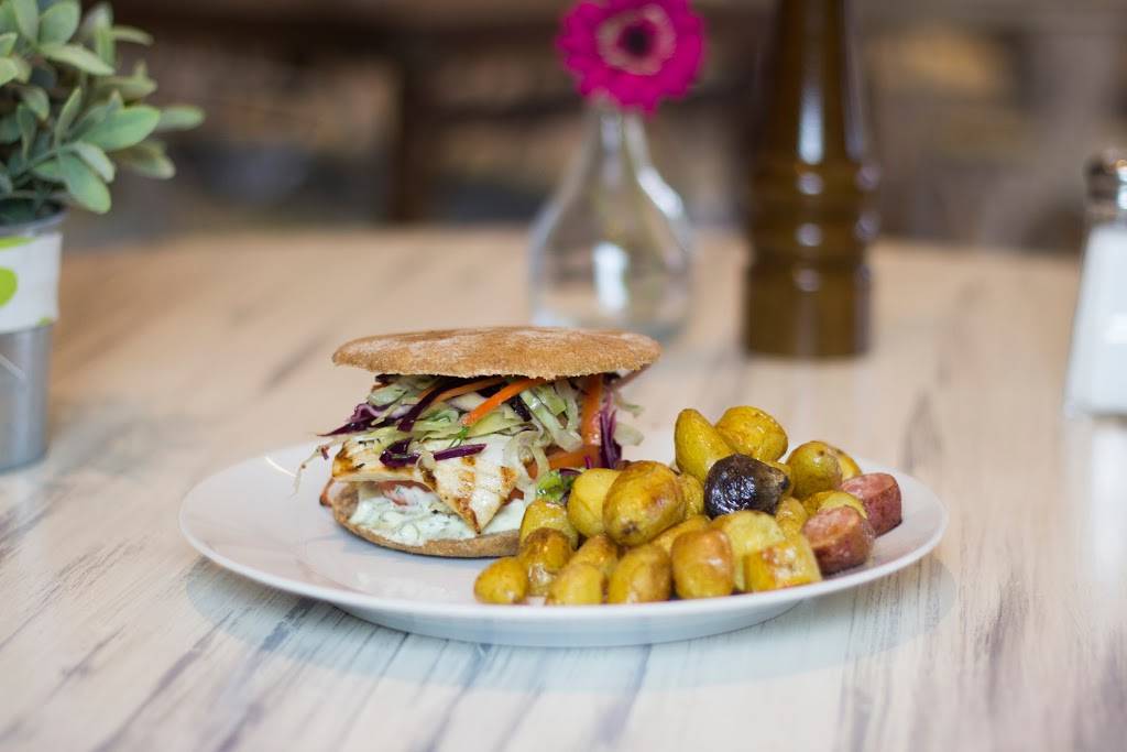 Lilikoi Organic Living | restaurant | 500 South Pointe Dr #180, Miami Beach, FL 33139, USA | 3057638692 OR +1 305-763-8692