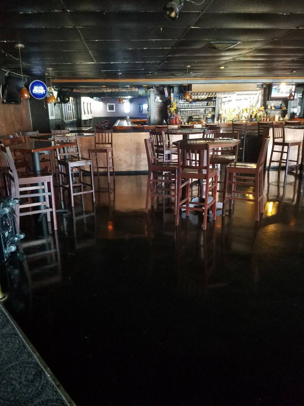 Kirbys Bar & Grill | restaurant | 2460 Stickney Point Rd, Sarasota, FL 34231, USA | 9419223777 OR +1 941-922-3777