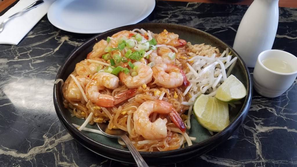 Thians Thai Fusion | restaurant | 825 Point Brown Ave NE, Ocean Shores, WA 98569, USA | 3609409010 OR +1 360-940-9010