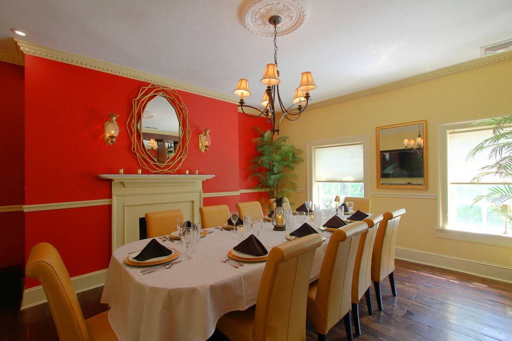 Magnolias on King | restaurant | 703 King St, Alexandria, VA 22314, USA | 7038389090 OR +1 703-838-9090