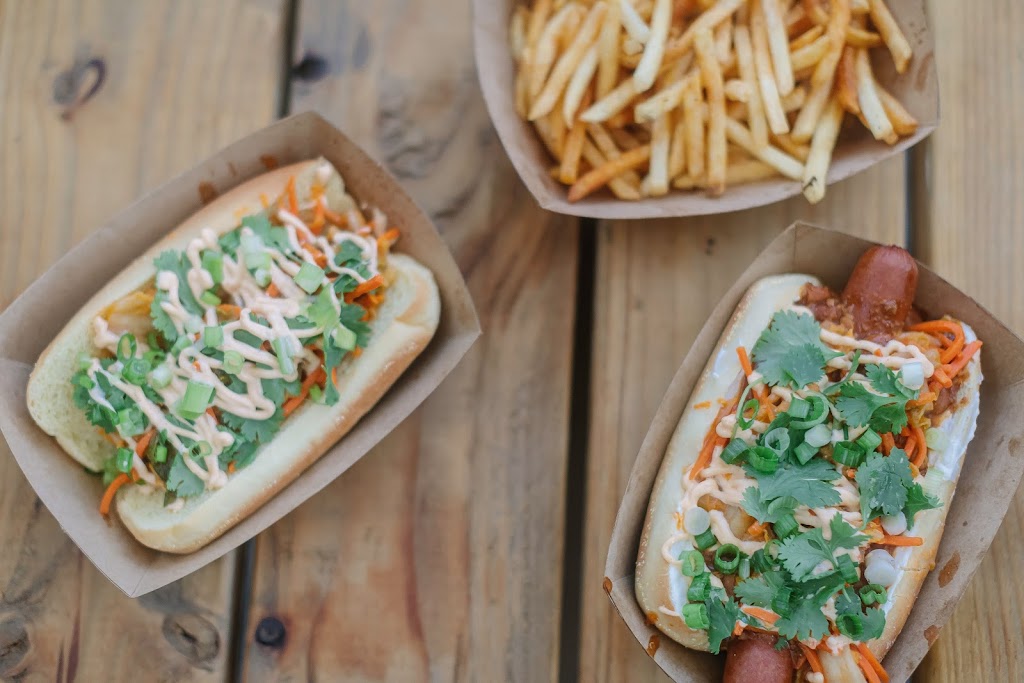 Alley Dogz | restaurant | 1661 NE 4th St, Bend, OR 97701, USA | 5414103015 OR +1 541-410-3015