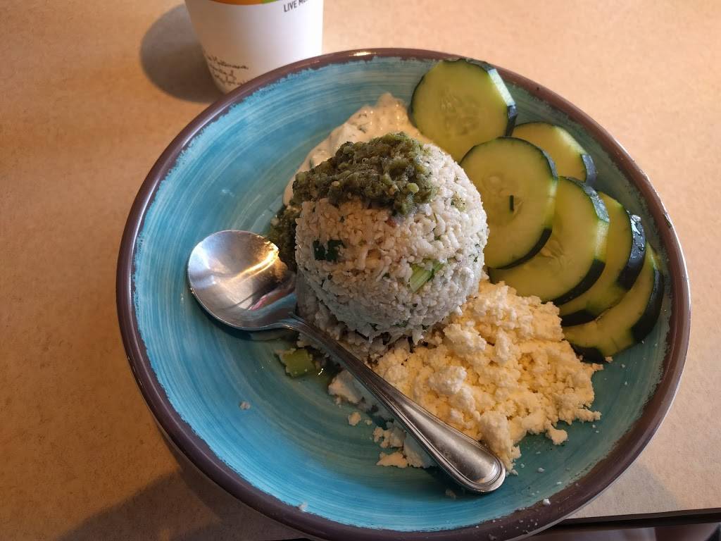 Zoës Kitchen | restaurant | 1700 E 2nd St, Edmond, OK 73034, USA | 4054715348 OR +1 405-471-5348