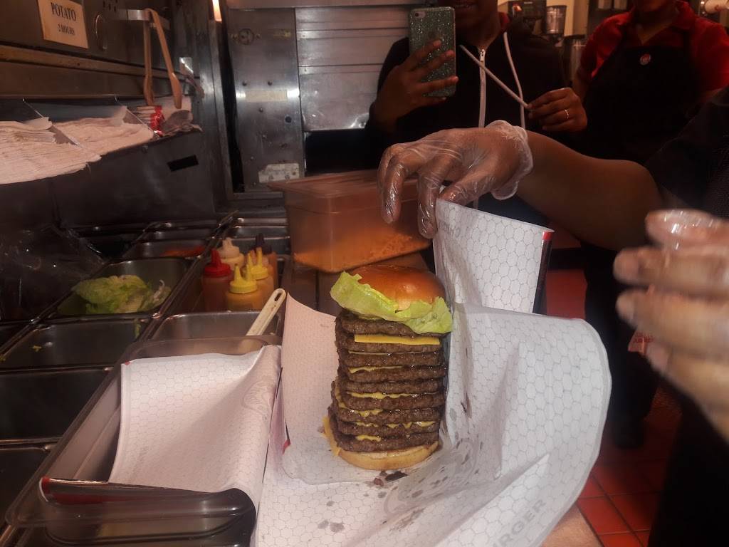 Wendys | restaurant | 2221 Martin Luther King Jr Dr, Greensboro, NC 27406, USA | 3363339666 OR +1 336-333-9666