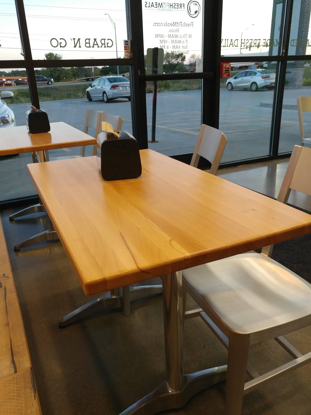 Fresh Fit Meals | restaurant | 11881 Hickman Rd #300, Urbandale, IA 50323, USA | 5152526297 OR +1 515-252-6297