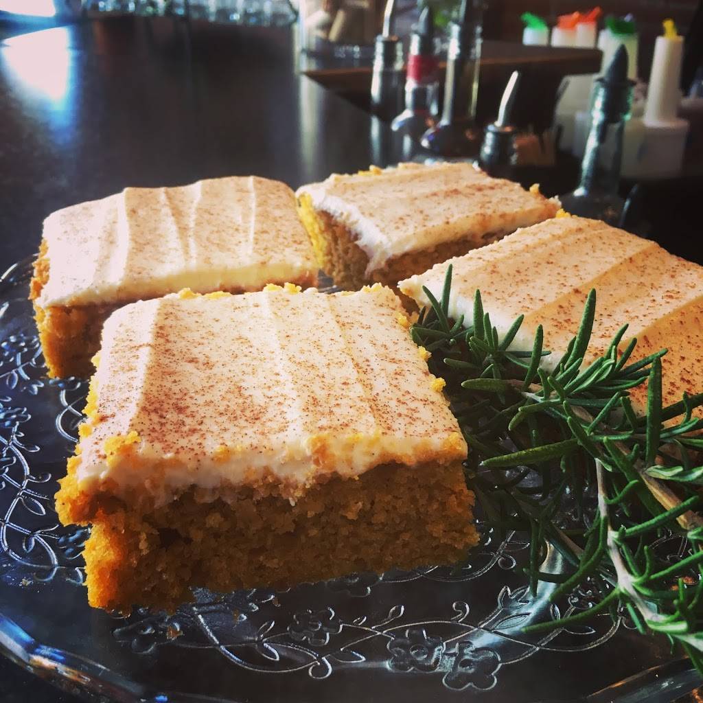 Sweet Red Bistro | restaurant | 208 W 1st Ave, Albany, OR 97321, USA | 5417040510 OR +1 541-704-0510