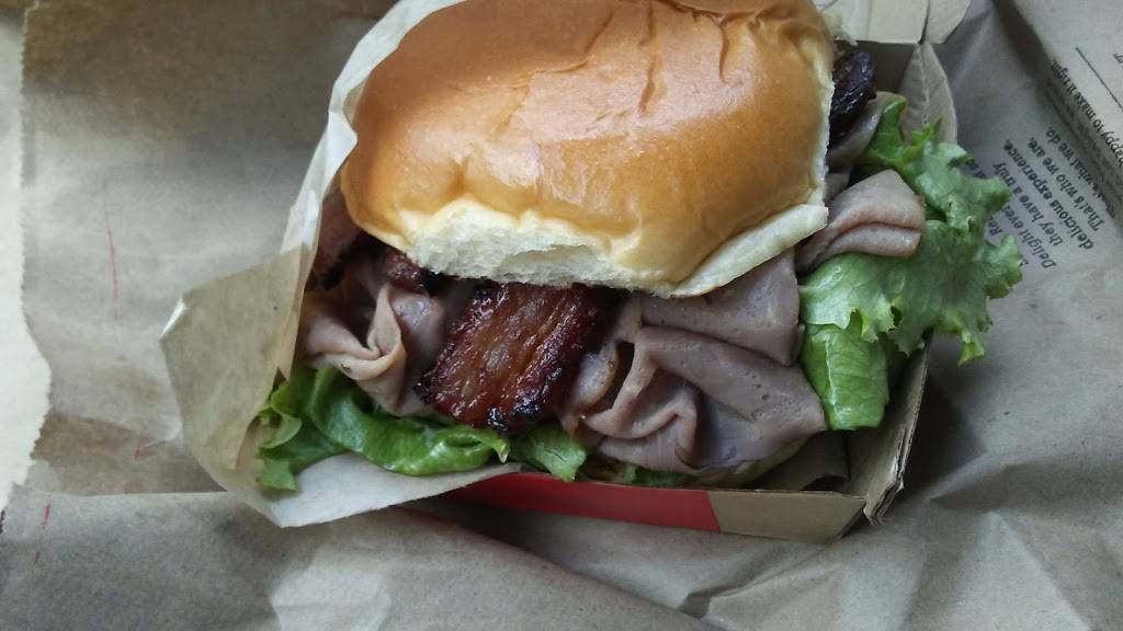 Arbys | restaurant | 2306 Sullivan Gardens Pkwy, Kingsport, TN 37660, USA | 4233498370 OR +1 423-349-8370