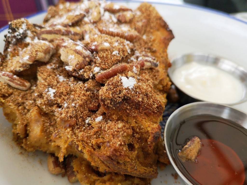 Island Cafe | restaurant | 20 Withrow St, Toronto, ON M5J 2C4, Canada | 4162036460 OR +1 416-203-6460