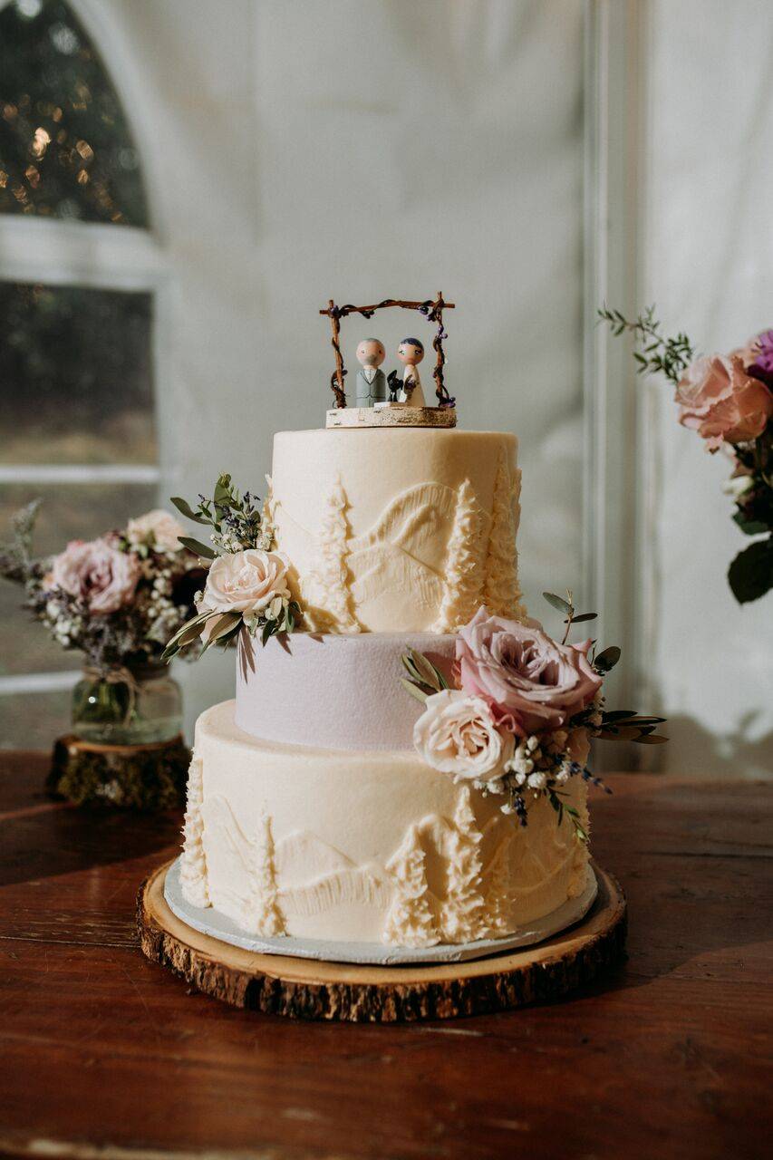 Sugar Cubed Cakes | restaurant | 101 N Main Ave, Gresham, OR 97030, USA | 5035127871 OR +1 503-512-7871