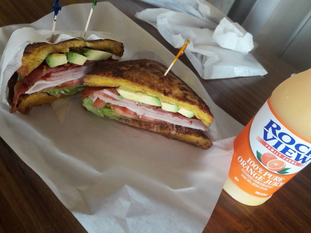 Ricks Drive In & Out | restaurant | 1300 Rosecrans Ave, Gardena, CA 90247, USA | 3105321440 OR +1 310-532-1440