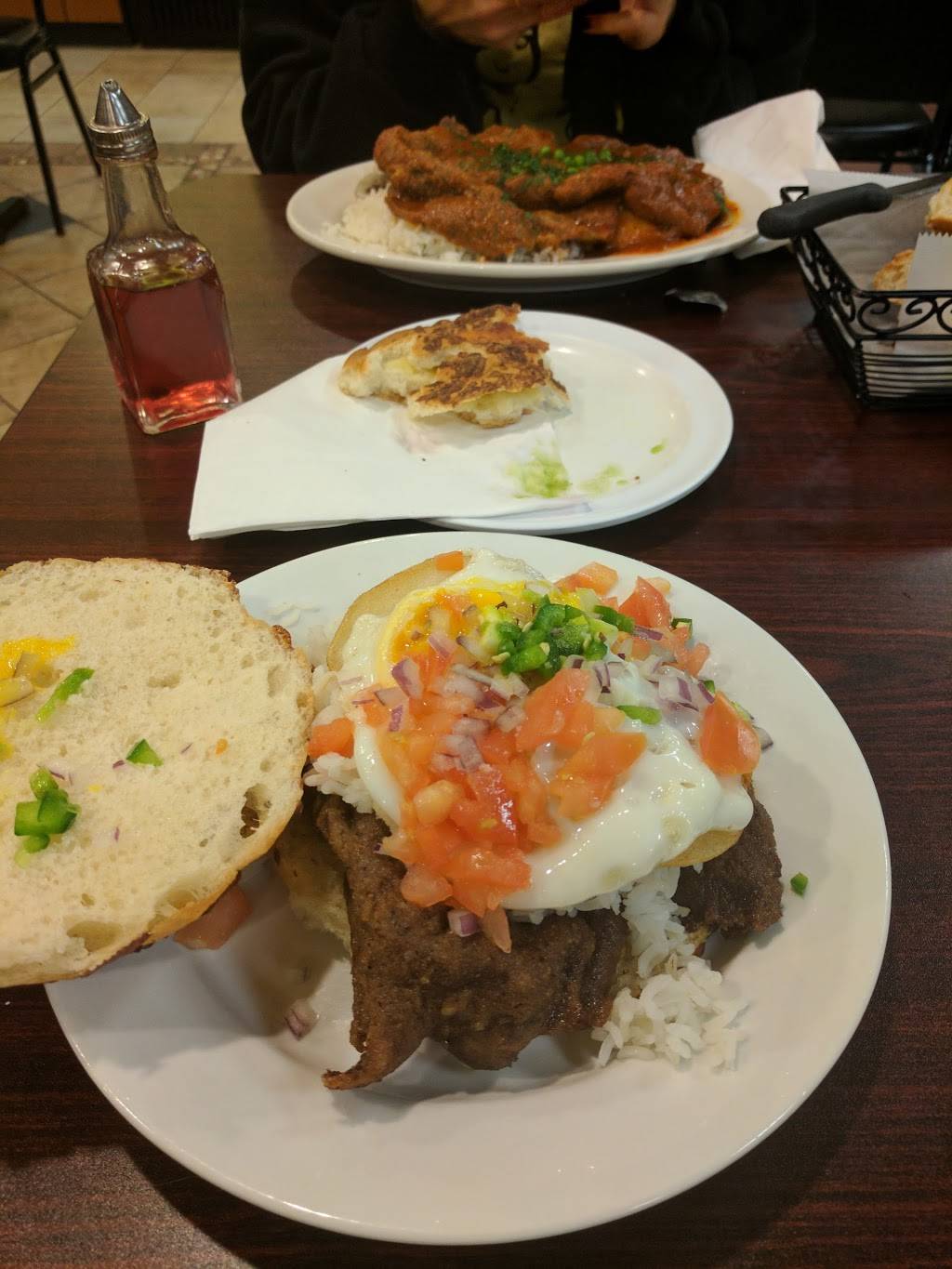 Cinthias Bakery II | bakery | 5037 Columbia Pike, Arlington, VA 22204, USA | 7039982375 OR +1 703-998-2375