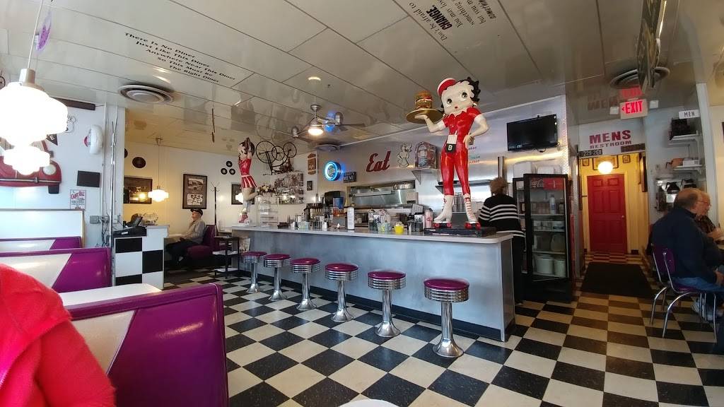 Stock Pot Diner and Catering | restaurant | 1007 Washington Ave, Bay City, MI 48708, USA | 9898939332 OR +1 989-893-9332