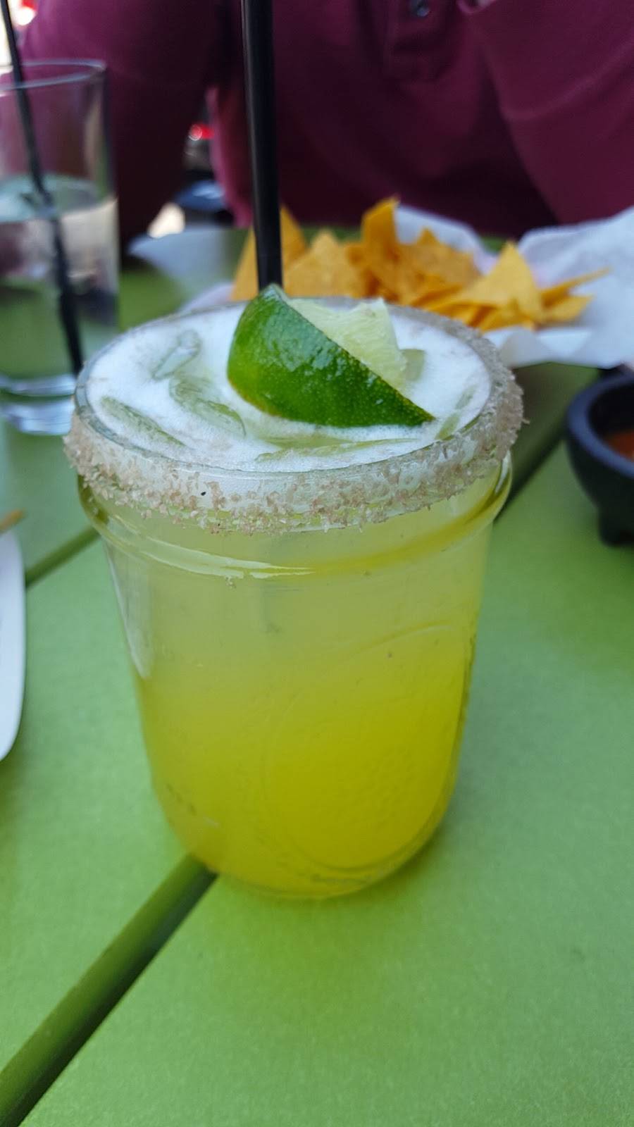 Barrio Lakewood | restaurant | 15527 Madison Ave, Lakewood, OH 44107, USA | 2162267714 OR +1 216-226-7714