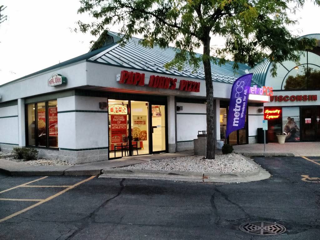 Papa Johns Pizza | restaurant | 2604 E Washington Ave, Madison, WI 53704, USA | 6082447272 OR +1 608-244-7272