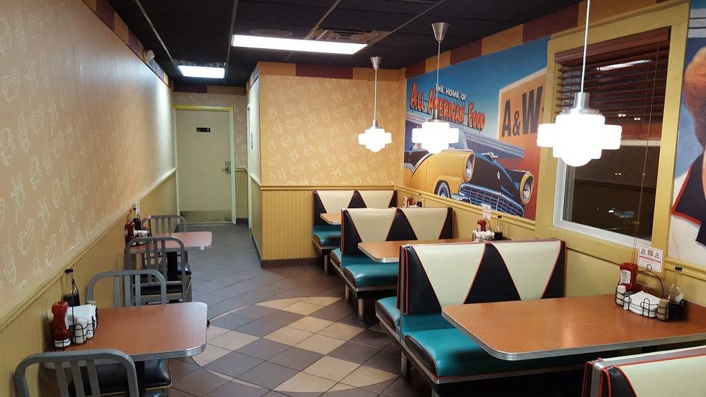 Long John Silvers a & w | restaurant | 1030 Clocktower Dr, Springfield, IL 62704, USA | 2177871562 OR +1 217-787-1562