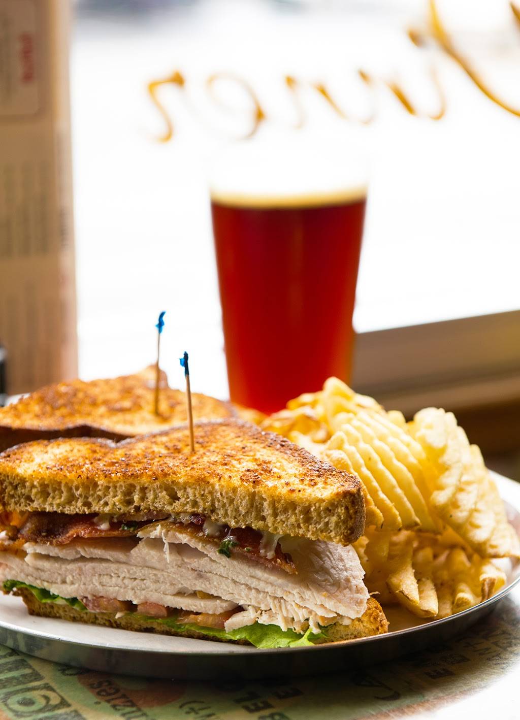 M.L.Rose Craft Beer & Burgers - Melrose | restaurant | 2535 8th Ave S #107, Nashville, TN 37204, USA | 6157128160 OR +1 615-712-8160