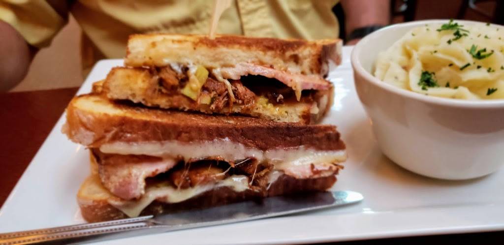 Rí Rá Irish Pub | restaurant | 22 Market Square, Portsmouth, NH 03801, USA | 6033191680 OR +1 603-319-1680