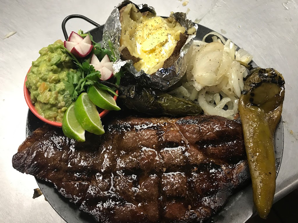 El Toro Bronco | restaurant | 8949 Dyer St, El Paso, TX 79904, USA | 9157590599 OR +1 915-759-0599