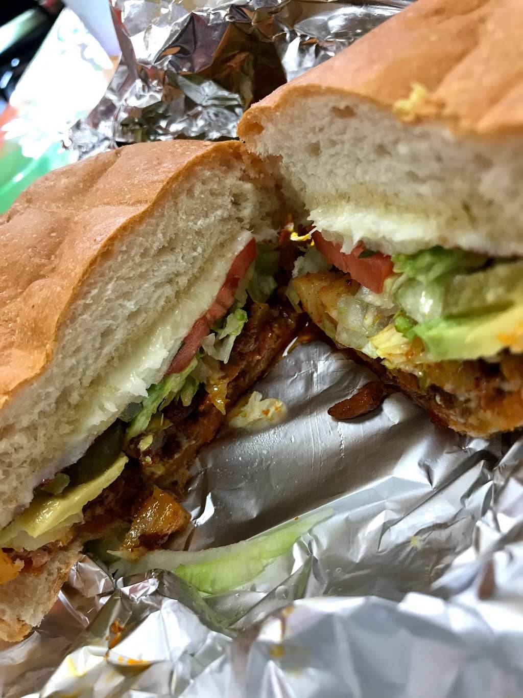 Adamarys Restaurante Y Pupuseria | restaurant | 3100 Central Ave, Charlotte, NC 28205, USA | 7045355573 OR +1 704-535-5573