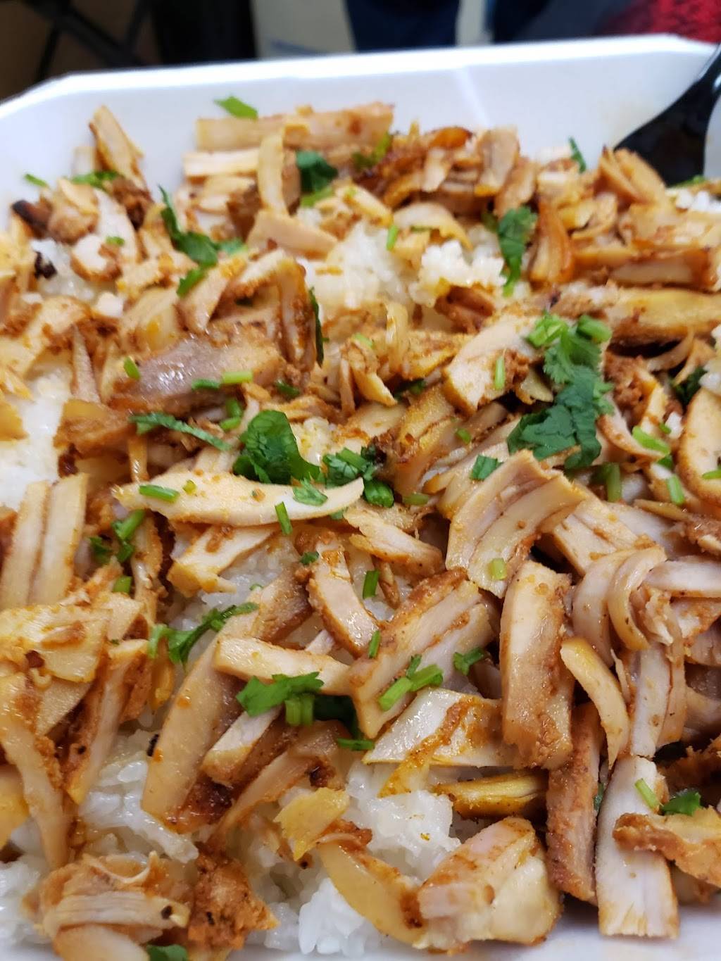 Chef’s Shawarma Mediterranean Food | restaurant | 14511 Sylvan St, Van Nuys, CA 91411, USA | 8182432433 OR +1 818-243-2433