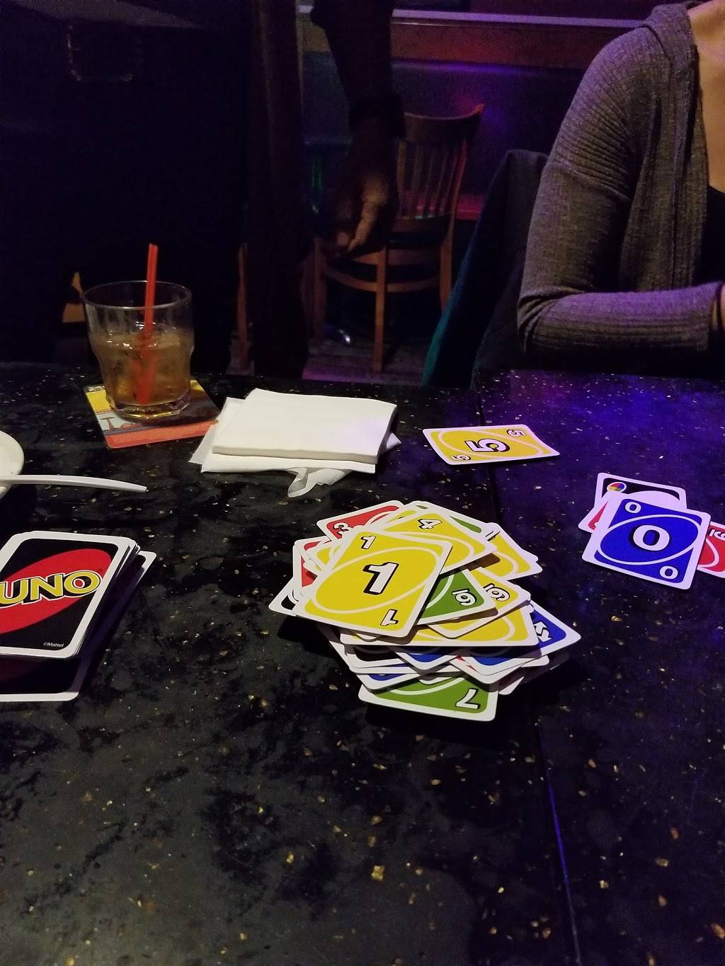 Johnnys | restaurant | 10709 Rockaway Blvd, Ozone Park, NY 11417, USA | 7188353035 OR +1 718-835-3035