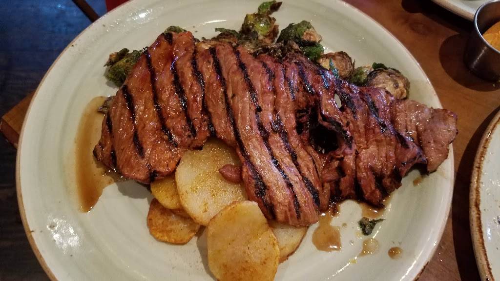 Chauhan Ale & Masala House | restaurant | 123 12th Ave N, Nashville, TN 37203, USA | 6152428426 OR +1 615-242-8426