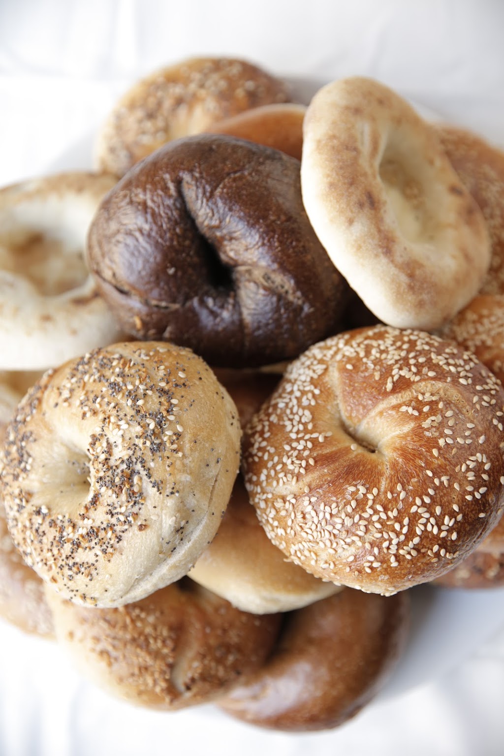 Shelskys Brooklyn Bagels | bakery | 453 4th Ave, Brooklyn, NY 11215, USA | 7188558817 OR +1 718-855-8817