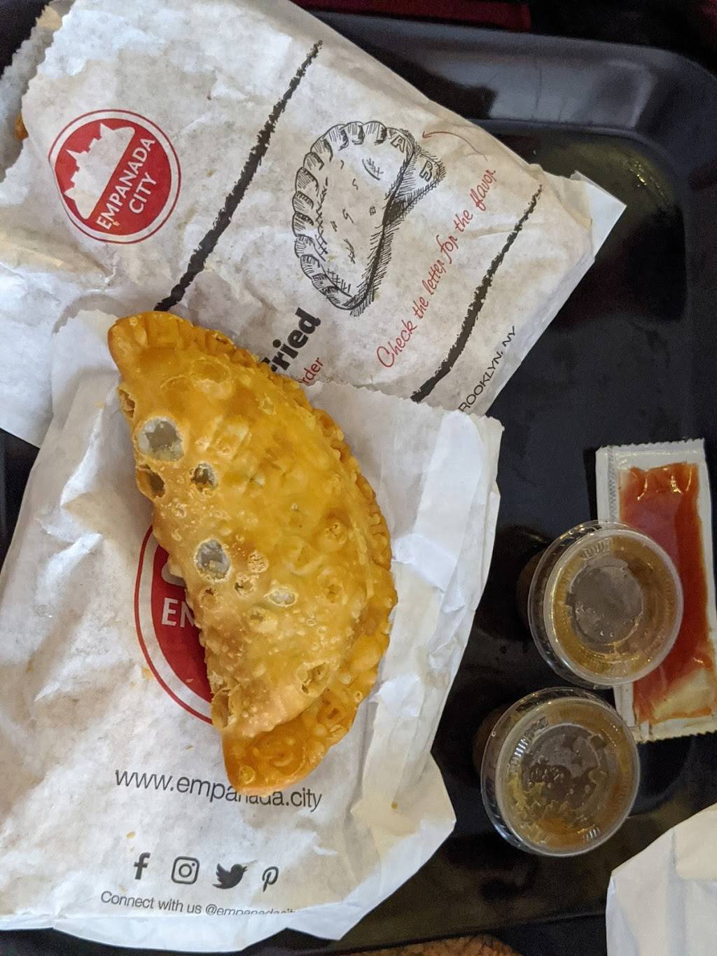 Empanada City | restaurant | 48 Cypress Ave, Brooklyn, NY 11237, USA | 3473893939 OR +1 347-389-3939