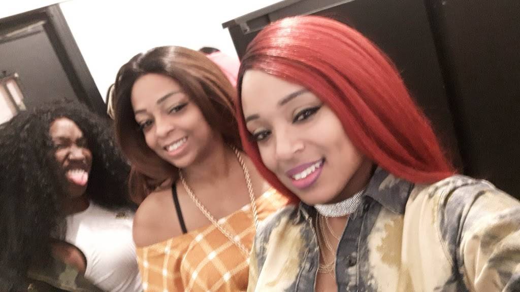 The Hideout | restaurant | 100 E Broadway Ave, Muskegon Heights, MI 49444, USA | 2317374880 OR +1 231-737-4880