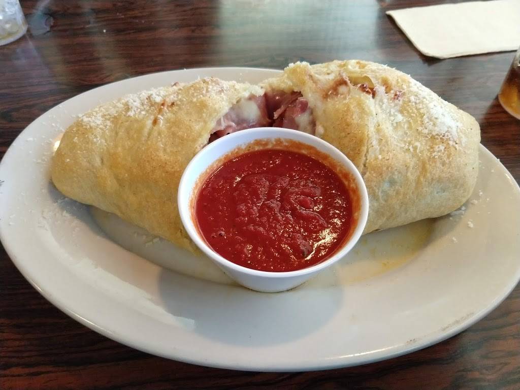 Avolios Italian Restaurant | restaurant | 15975 E San Bernardino Rd, Covina, CA 91722, USA | 6269602839 OR +1 626-960-2839