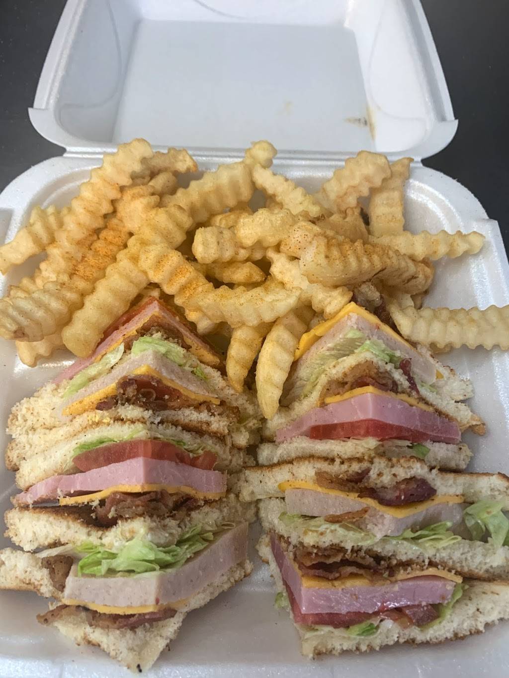 Chicken King #2 | restaurant | 1740 W Trade St, Charlotte, NC 28216, USA | 7043726493 OR +1 704-372-6493