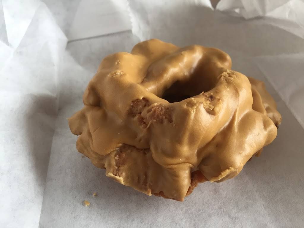 Bear Claw Bakery & Cafe | bakery | 2340 San Pablo Ave, Pinole, CA 94564, USA | 5107243105 OR +1 510-724-3105