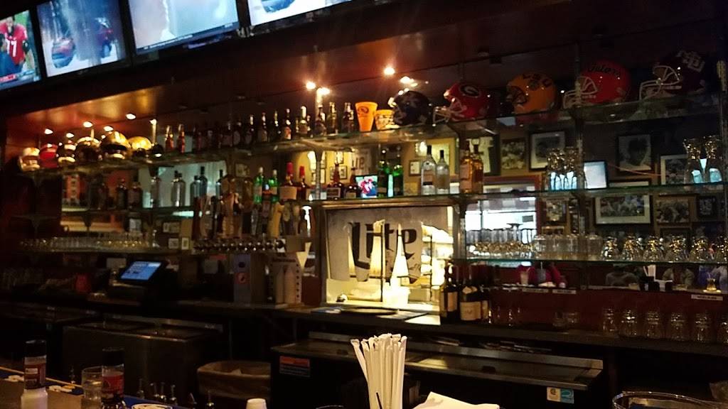 Baumhowers Victory Grille | restaurant | 1001 Doug Baker Blvd #112, Birmingham, AL 35242, USA | 2059955151 OR +1 205-995-5151