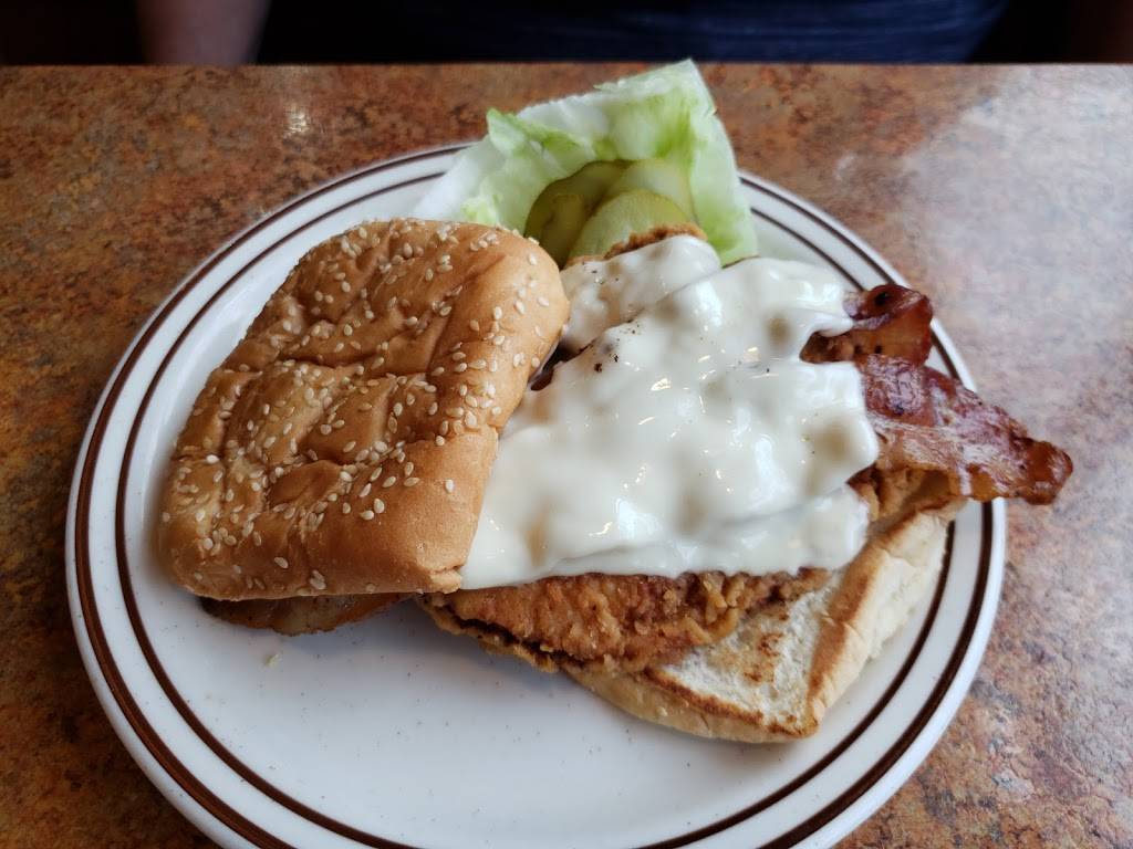 Kerby Koney Island | restaurant | 9855 Village Pl Blvd, Brighton, MI 48116, USA | 8102274300 OR +1 810-227-4300