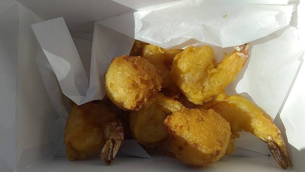 Long John Silvers | restaurant | 1325 17th St, Santa Ana, CA 92705, USA | 7145410310 OR +1 714-541-0310