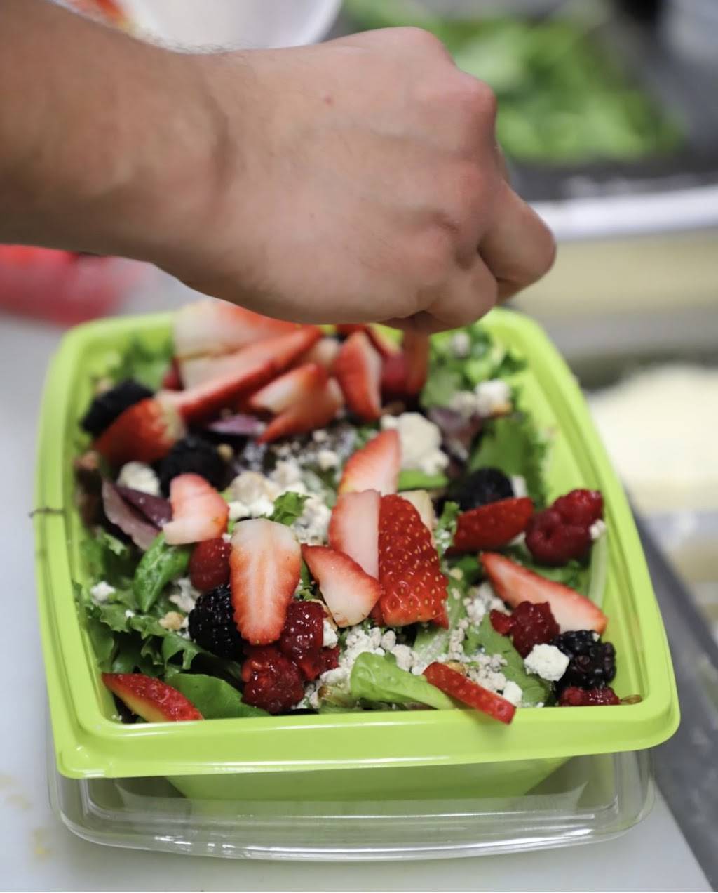 Mango Mango Fresh and Healthy | restaurant | 2628 Gateway Rd #125, Carlsbad, CA 92009, USA | 7604444408 OR +1 760-444-4408