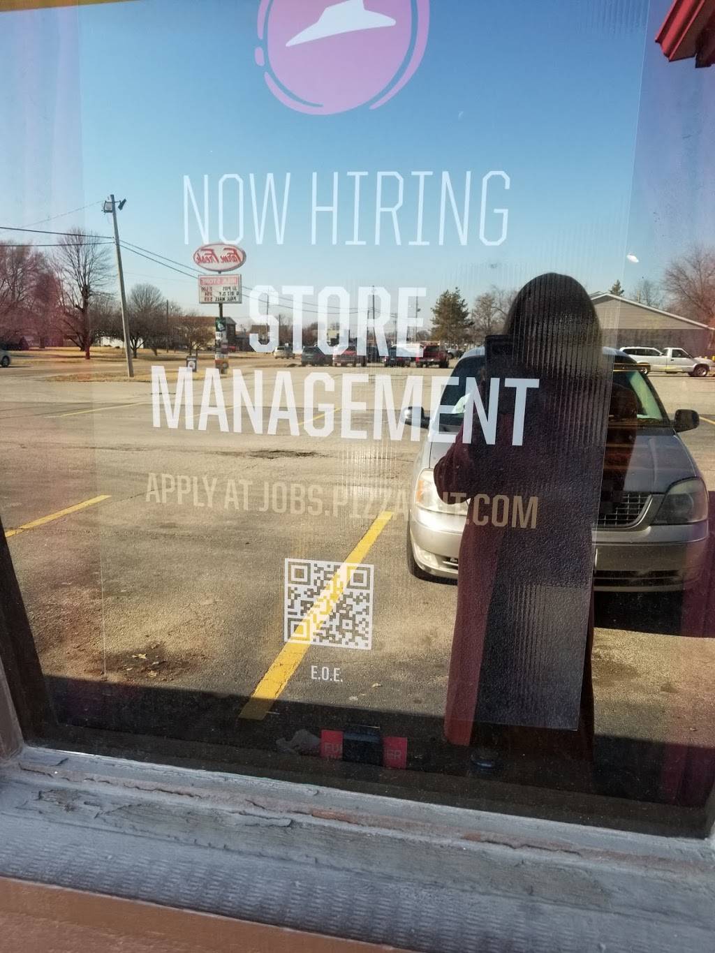 Pizza Hut | meal takeaway | 312 E Bethalto Dr, Bethalto, IL 62010, USA | 6183776848 OR +1 618-377-6848