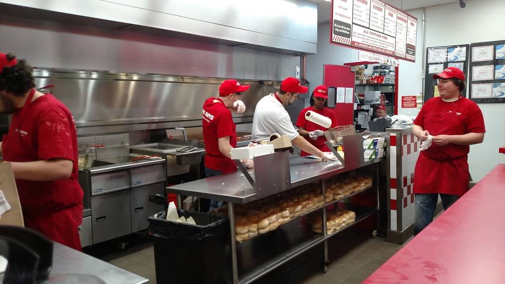 Five Guys | meal takeaway | 927 Holt Rd Suite 200, Webster, NY 14580, USA | 5858721746 OR +1 585-872-1746
